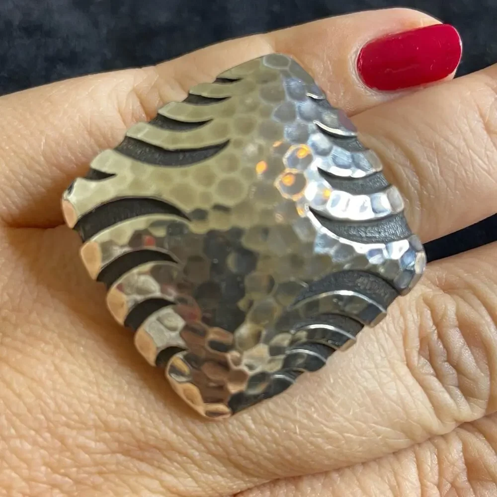 John Hardy Palu Macan Ring 26 Grams 1.25